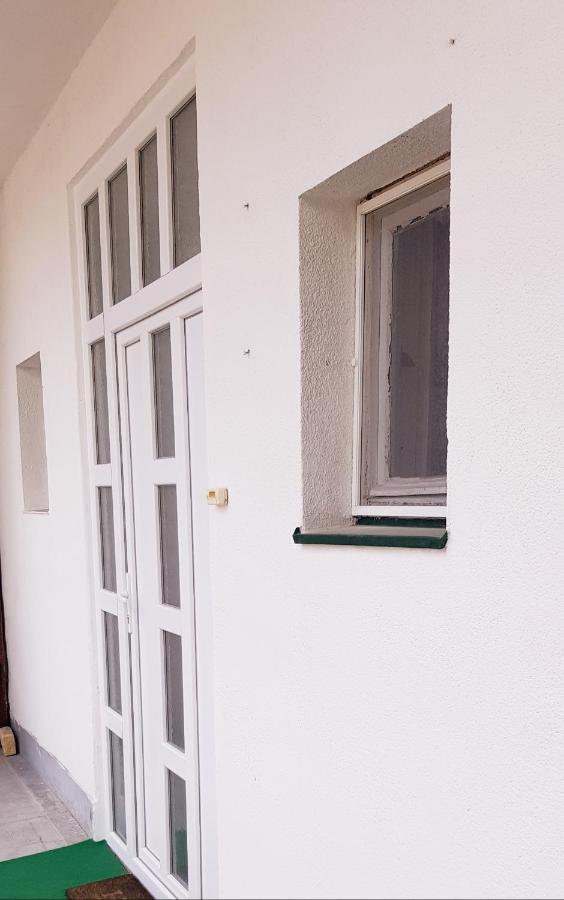 Appartamento Citys Apatin Esterno foto