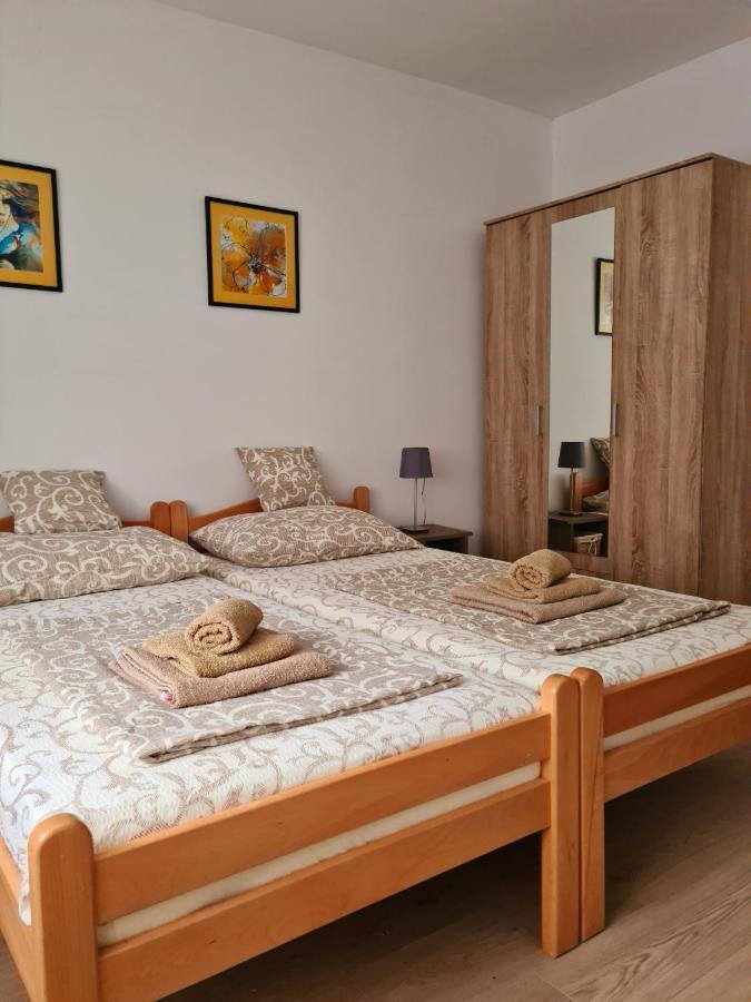Appartamento Citys Apatin Esterno foto